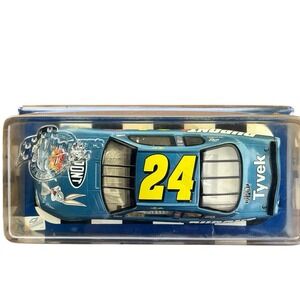 Jeff Gordon #24 Pepsi Billion Dollars 2003 NASCAR Winners Circle 1:24